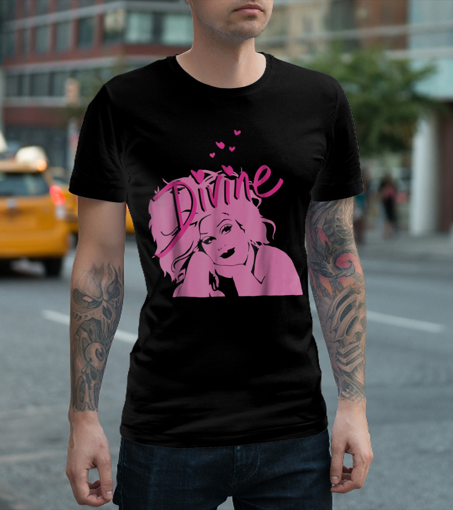 DIVINE John Waters Female Trouble Pink Portrait with Hearts T-Shirt