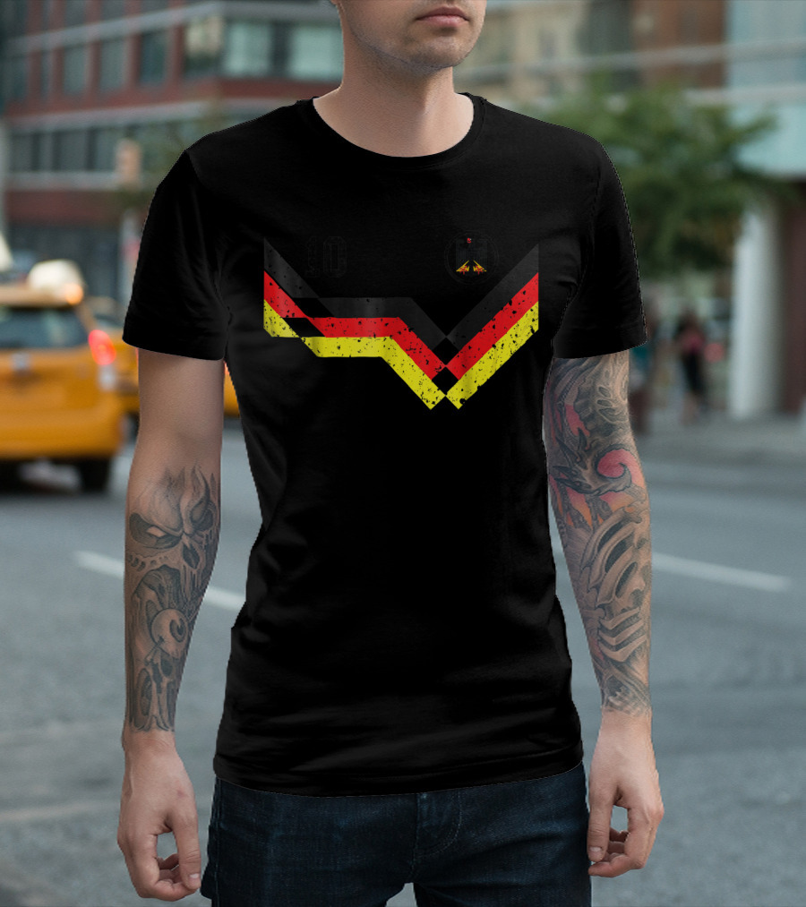 Deutschland Retro Soccer Jersey Number 10 with German Eagle Emblem T-Shirt