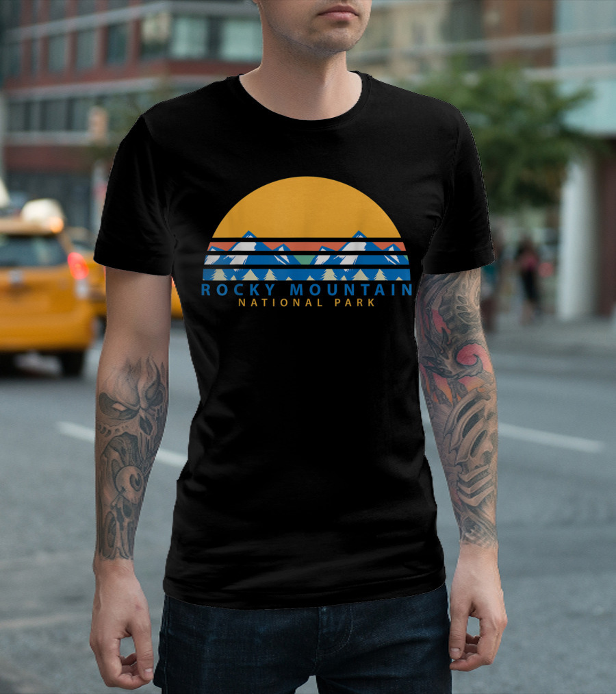 Rocky Mountain National Park Colorado Sunset Peaks Retro Vintage T-Shirt