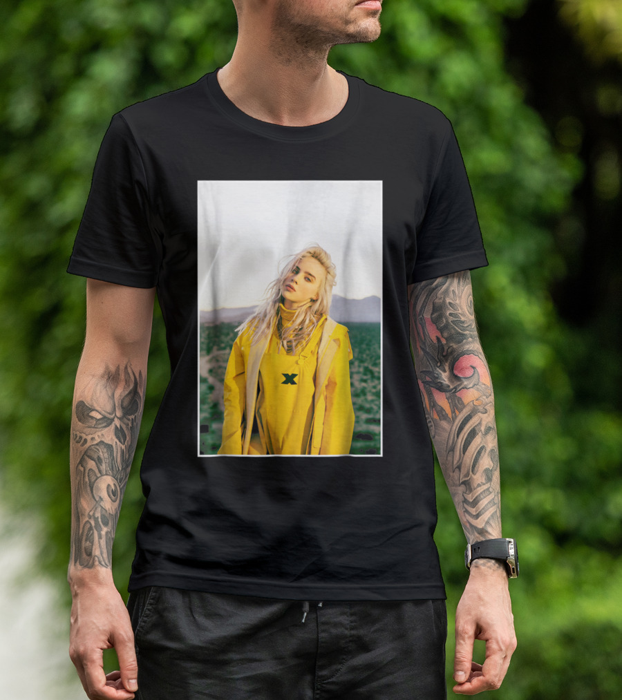 Billie Eilish Yellow Outfit Desert Photo T-Shirt