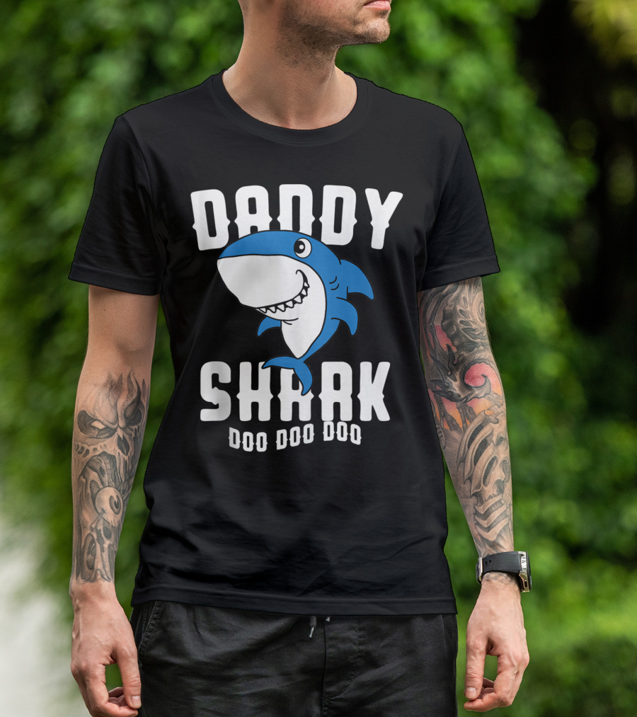 Daddy Shark Doo Doo Doo Husband Father's Day Gran T-Shirt