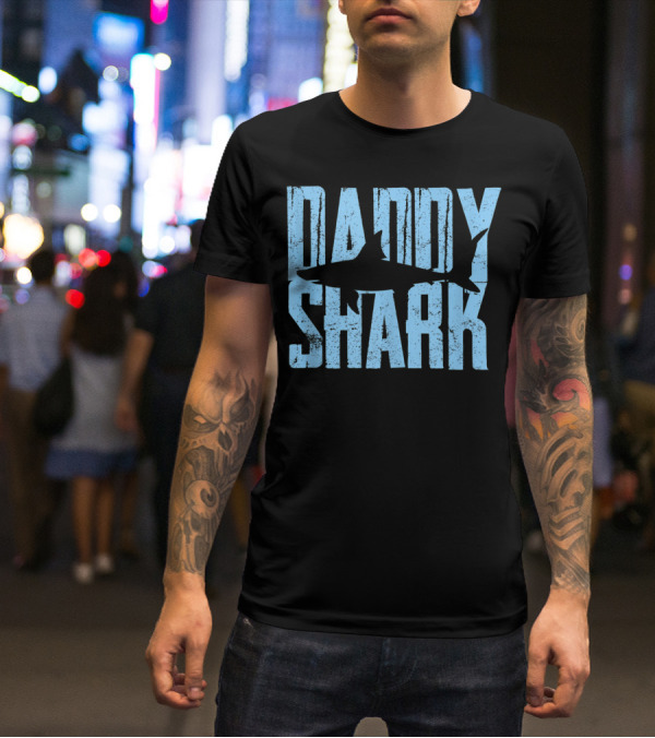 Daddy Shark Father's Day Gift Mens T-Shirt