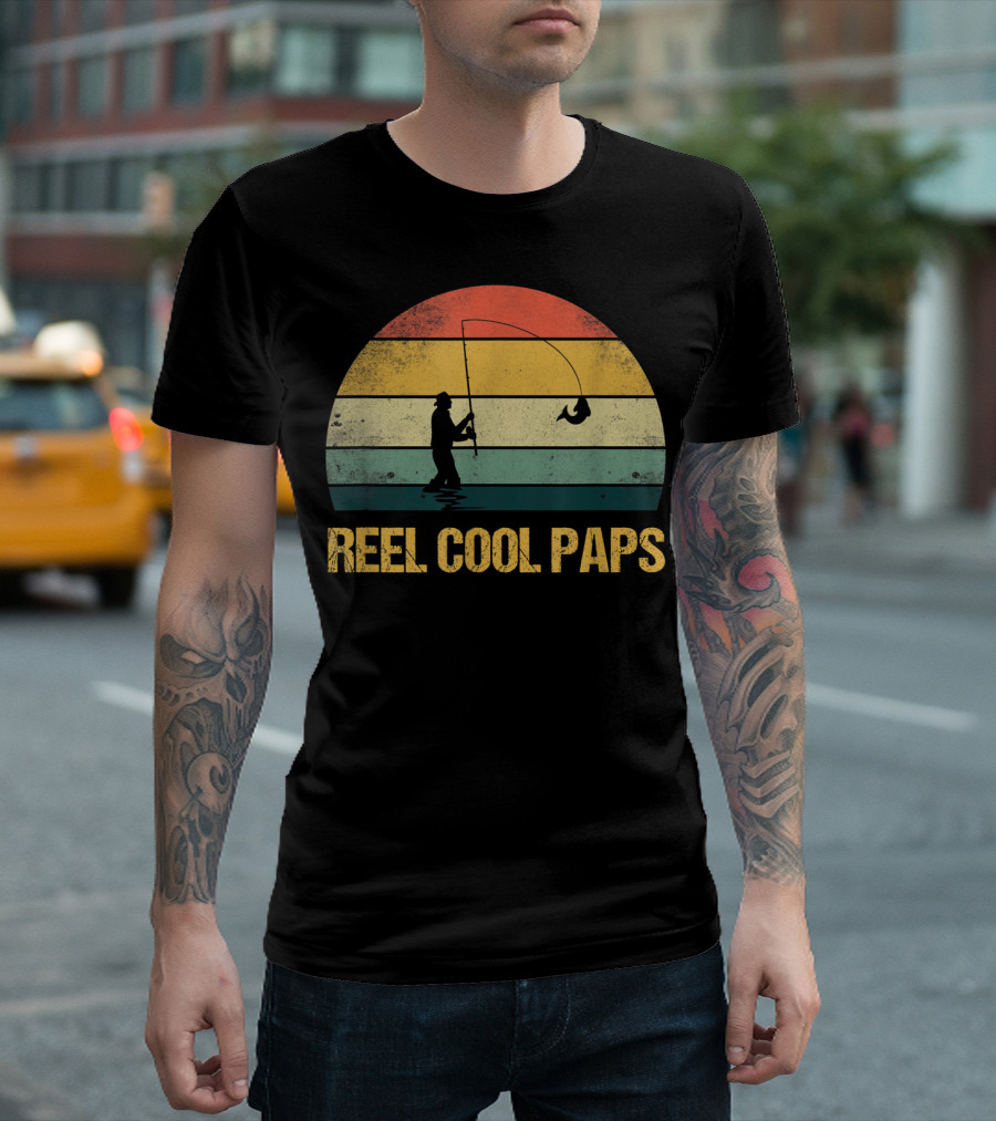 Reel Cool Paps Funny Fishing Retro Father's Day T-Shirt