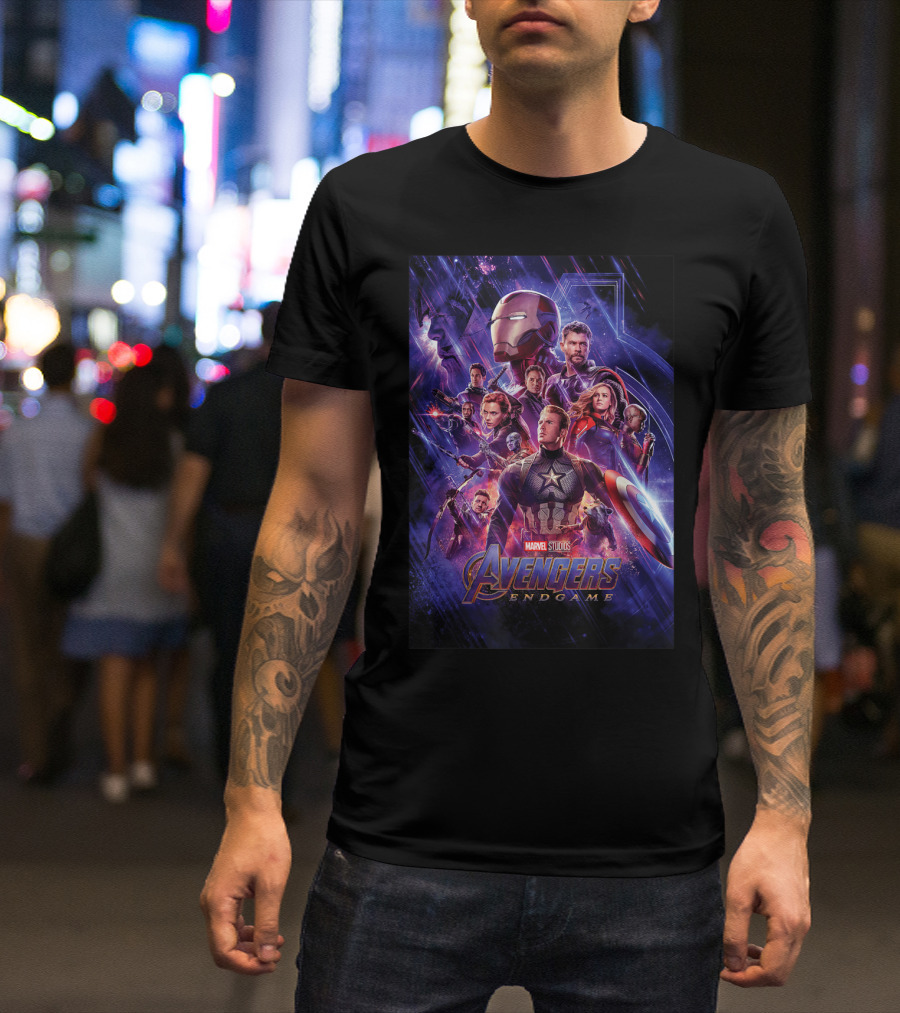 Marvel Studios Avengers Endgame Iconic Heroes Space Group Shot T-Shirt