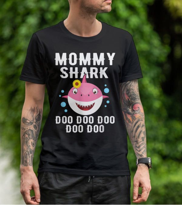 Mommy Shark Doo Doo Doo Doo Funny Kids Video Baby T-Shirt