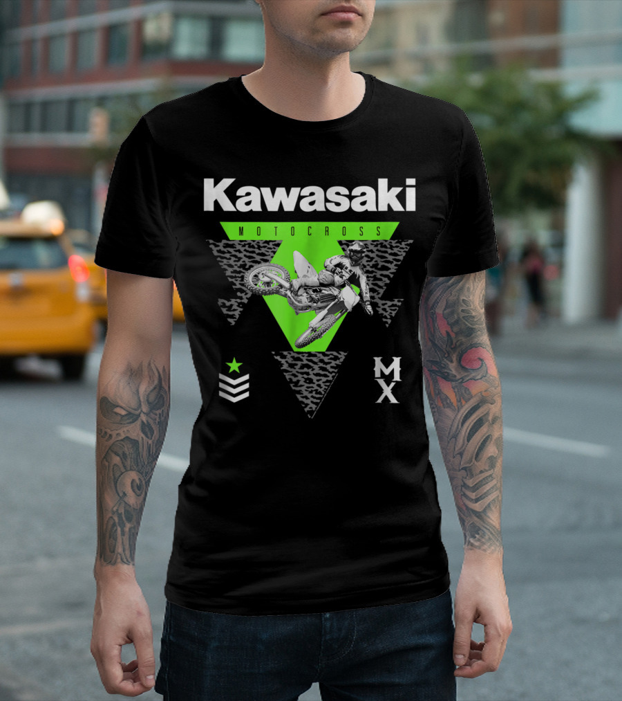 Kawasaki Motocross Classic Look 27272 MX Rider With Green Triangle And Chevron Star T-Shirt