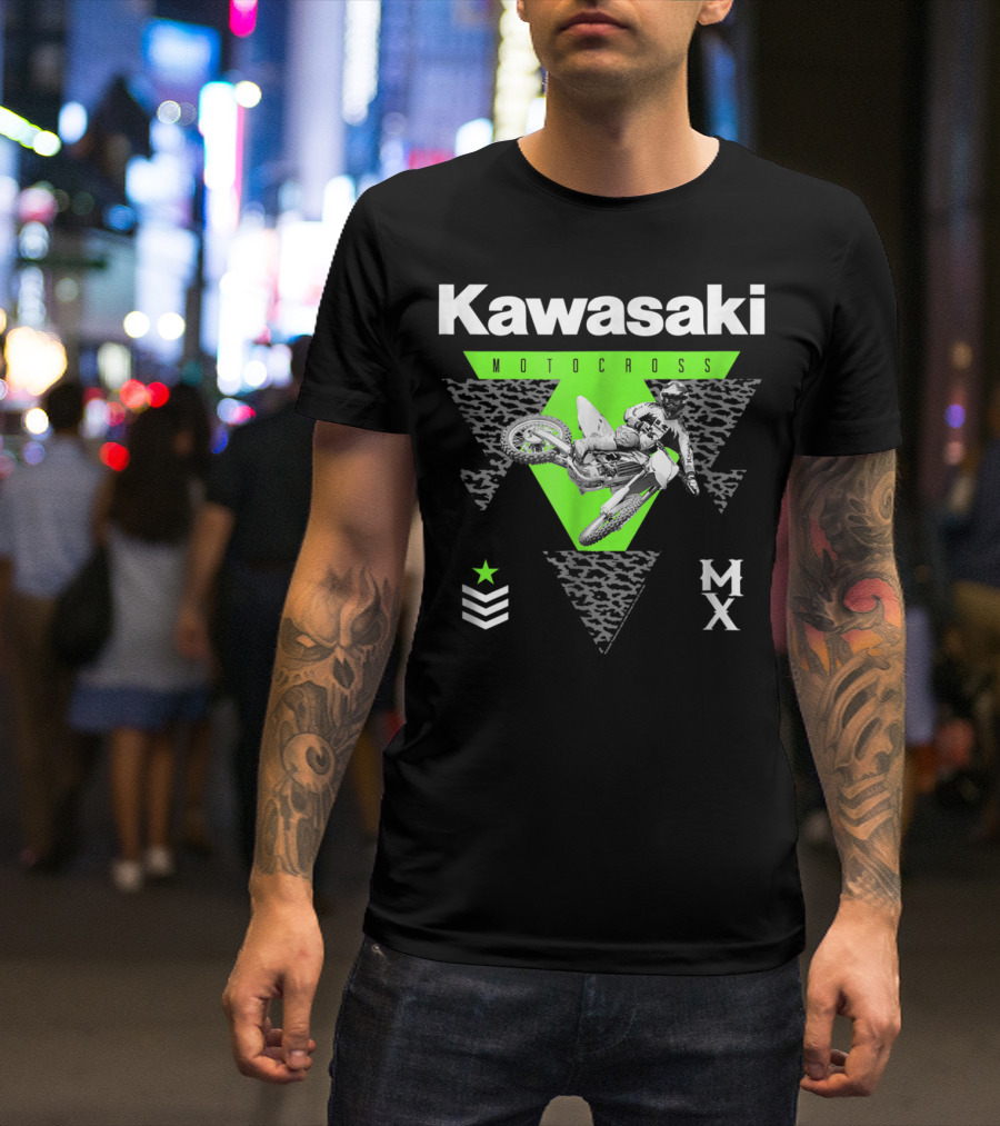 Kawasaki Motocross Classic Look 27272 MX Rider With Green Triangle And Chevron Star T-Shirt