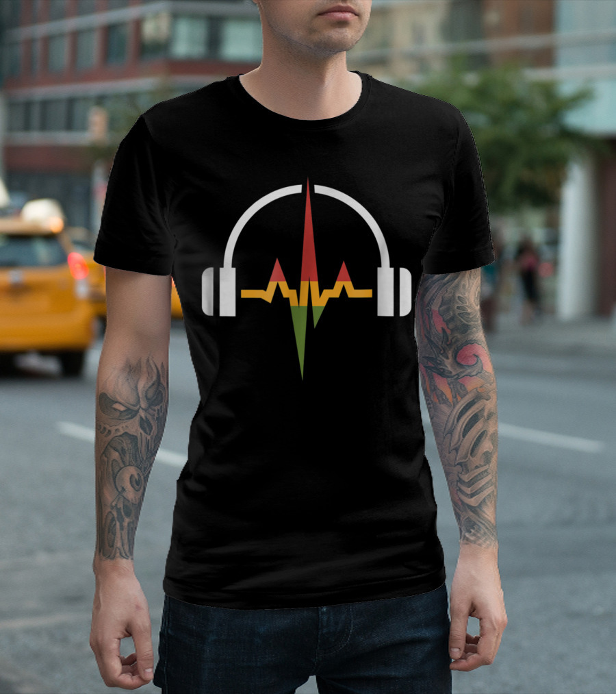 Rasta Headphones Music Wave with Reggae Color Sound Wave T-Shirt