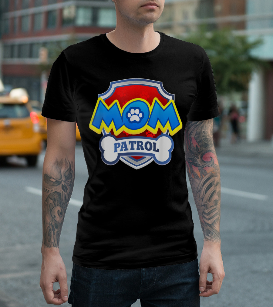 Mom Patrol Dog Paw Shield Badge T-Shirt