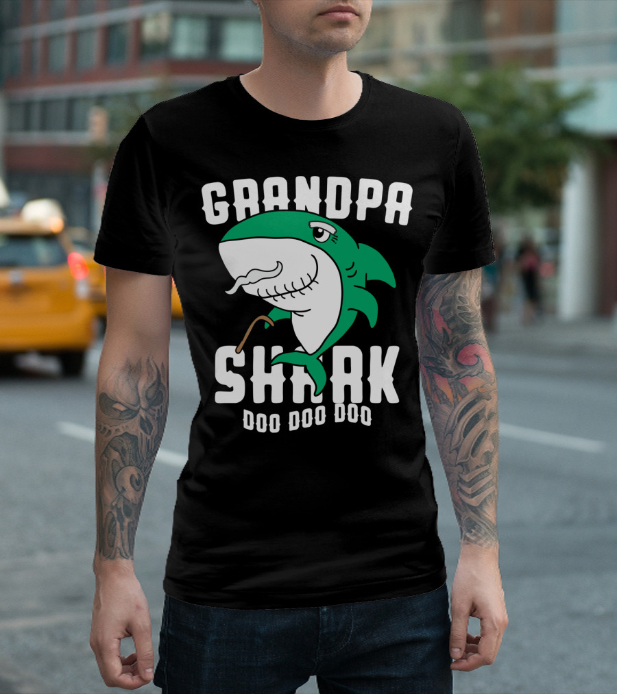 Grandpa Shark Doo Doo Doo Halloween Chr Dad Grandfather T-Shirt