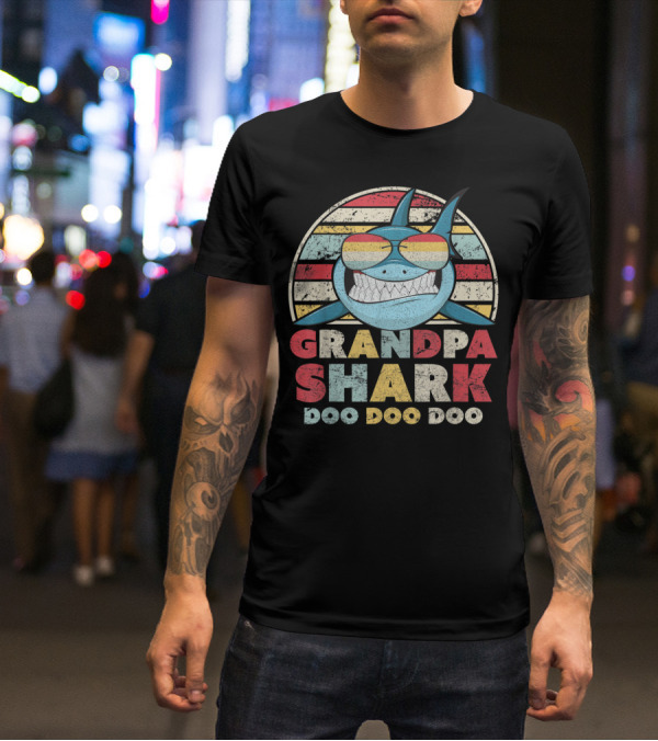 Grandpa Shark Doo Doo Doo Retro Sunglasses Stripes T-Shirt