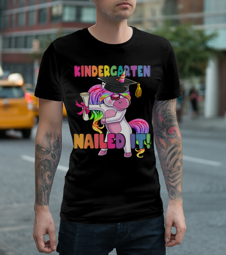 Kindergarten Nailed It Flossing Unicorn Graduation T-Shirt
