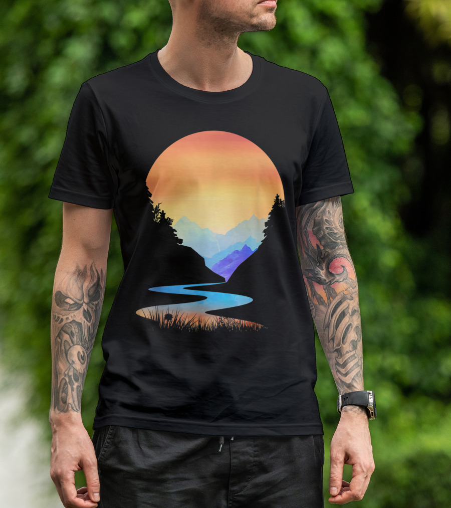 Outdoor Sunset Vintage Style Mountains Sun Nature River Landscape T-Shirt