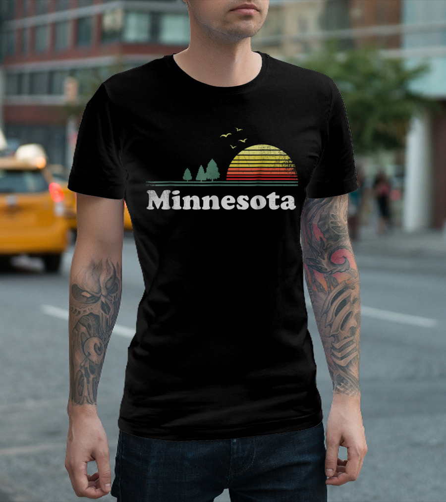 Retro Minnesota Sunset Nature Scene Minnesota Home T-Shirt