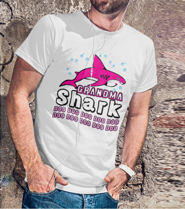 GRANDMA SHARK DOO DOO DOO DOO DOO DOO DOO DOO DOO DOO DOO DOO T-Shirt