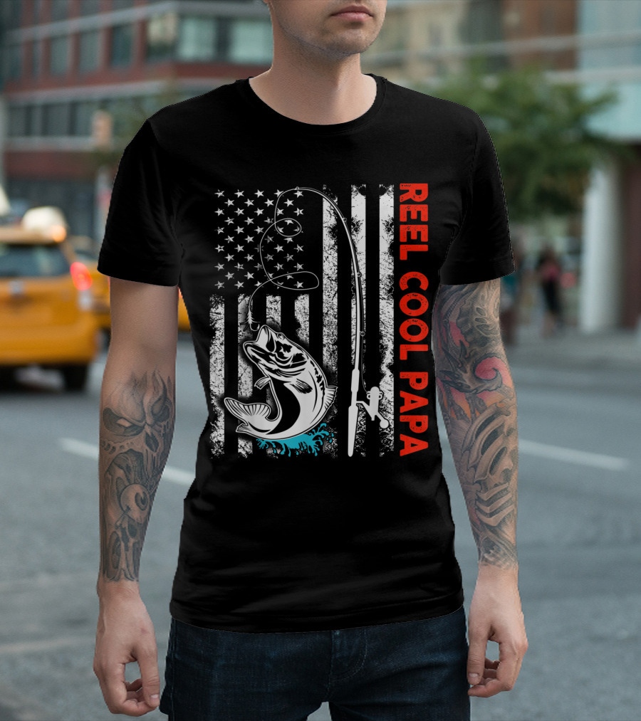 Reel Cool Papa American Flag Fishing Family Fun T-Shirt