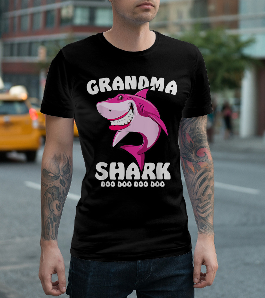 Grandma Shark Doo Doo Doo Doo Matching Family Shark T-Shirt