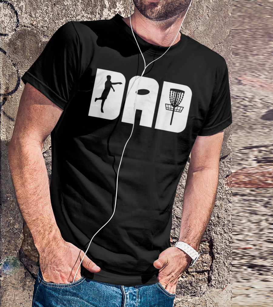 Funny Disc Golf Dad Throwing Frisbee Basket T-Shirt