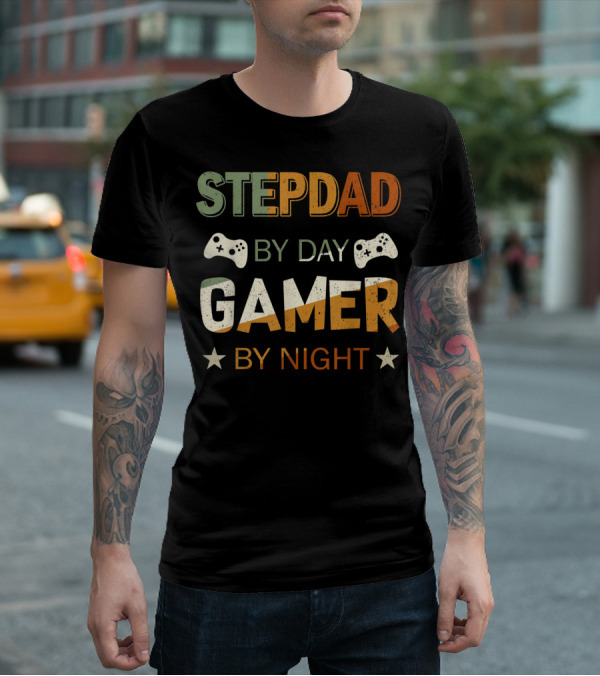 Stepdad By Day Gamer By Night Game Controller Stars T-Shirt