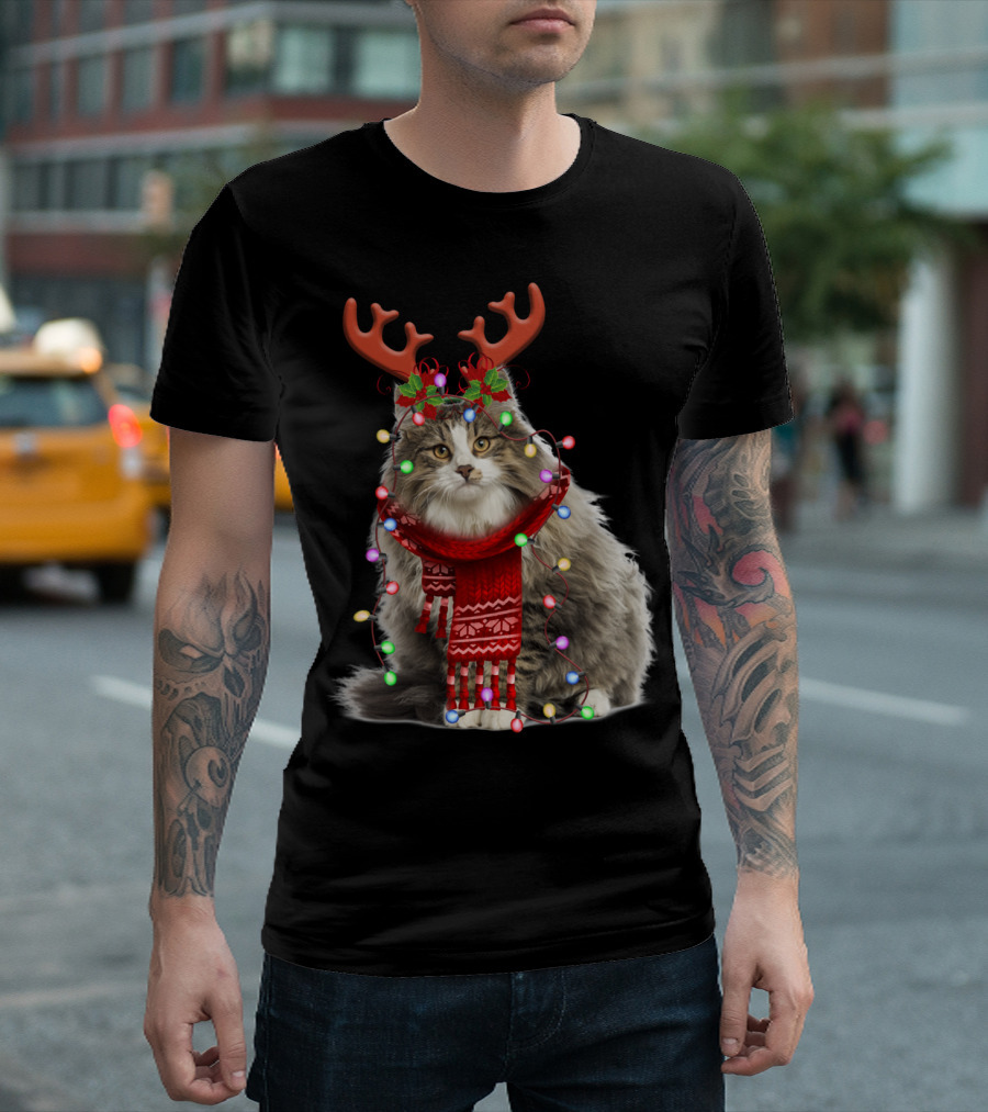 Santa Norwegian Forest Cat Reindeer Antlers Christmas Lights T-Shirt