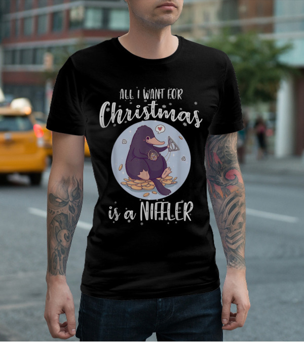 All I Want For Christmas Is A Niffler Snowflakes Coins Jewel Heart Balloon T-Shirt