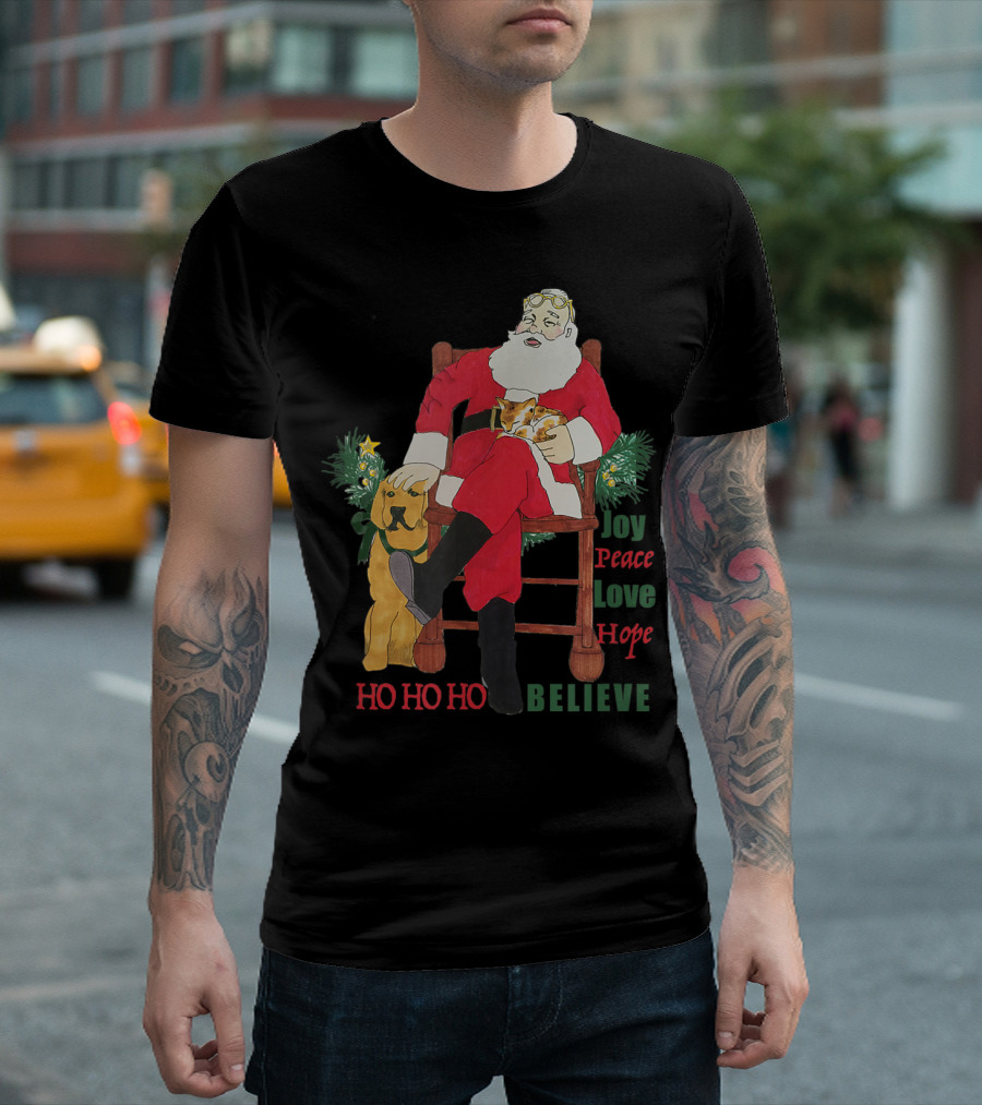 Christmas Santa with Dog and Cat Joy Peace Love Hope Believe Ho Ho Ho T-Shirt