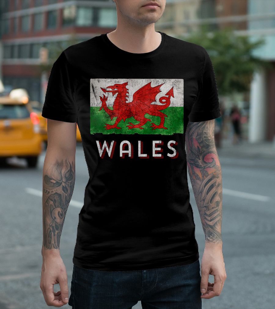 Wales Cymru Rugby Welsh Red Dragon Green Flag T-Shirt