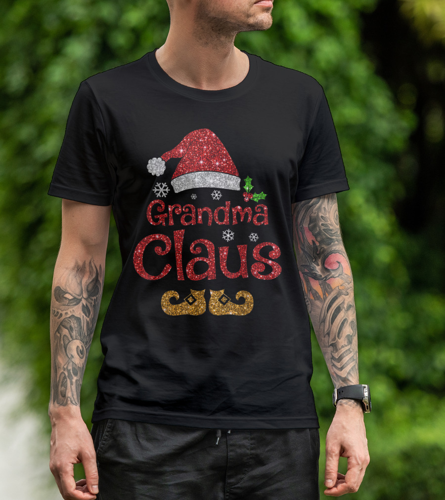 Grandma Claus Sparkly Santa Hat And Shoes Holiday Cheer T-Shirt