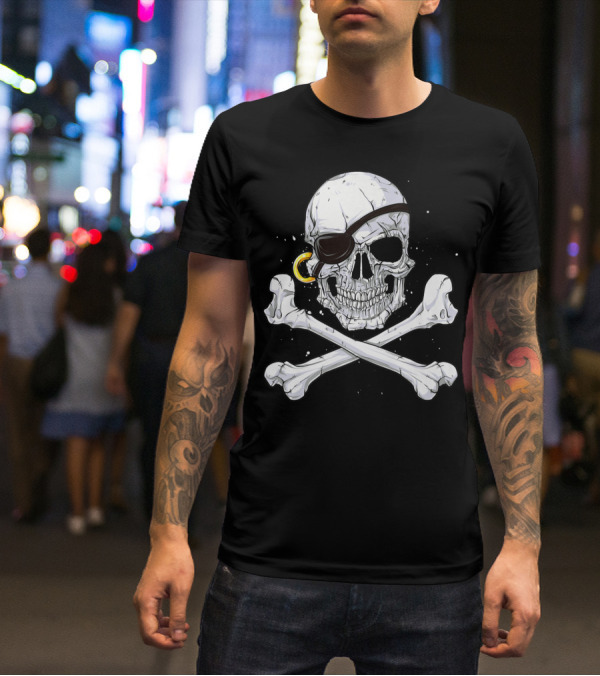 Jolly Roger Skull Crossbones Pirate Eye Patch Gold Earring T-Shirt