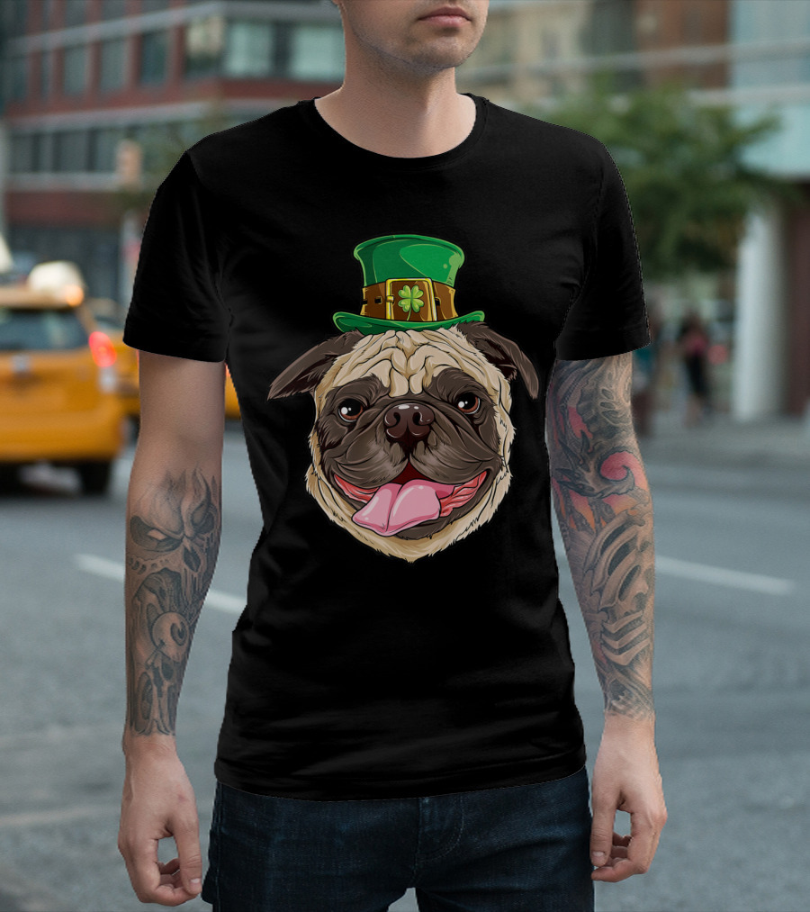 Pug Leprechaun St Patricks Day Funny Dog Wearing Green Hat T-Shirt