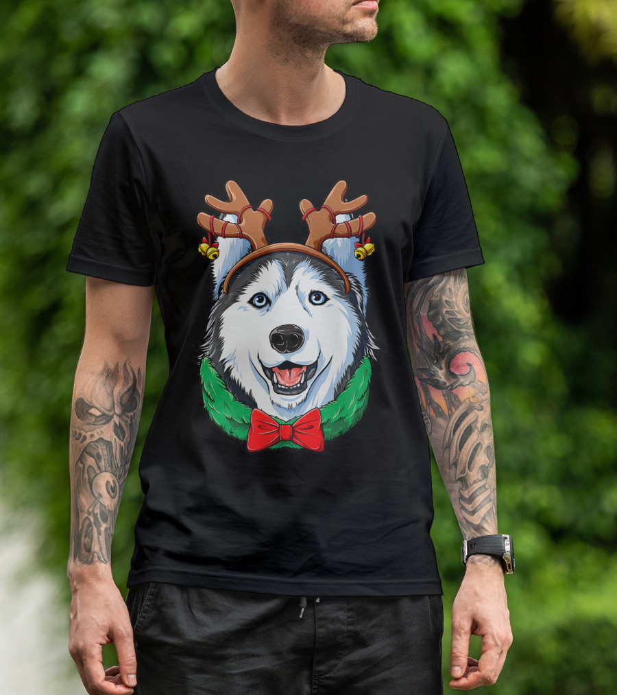 Siberian Husky With Christmas Reindeer Antlers And Festive Bow T-Shirt