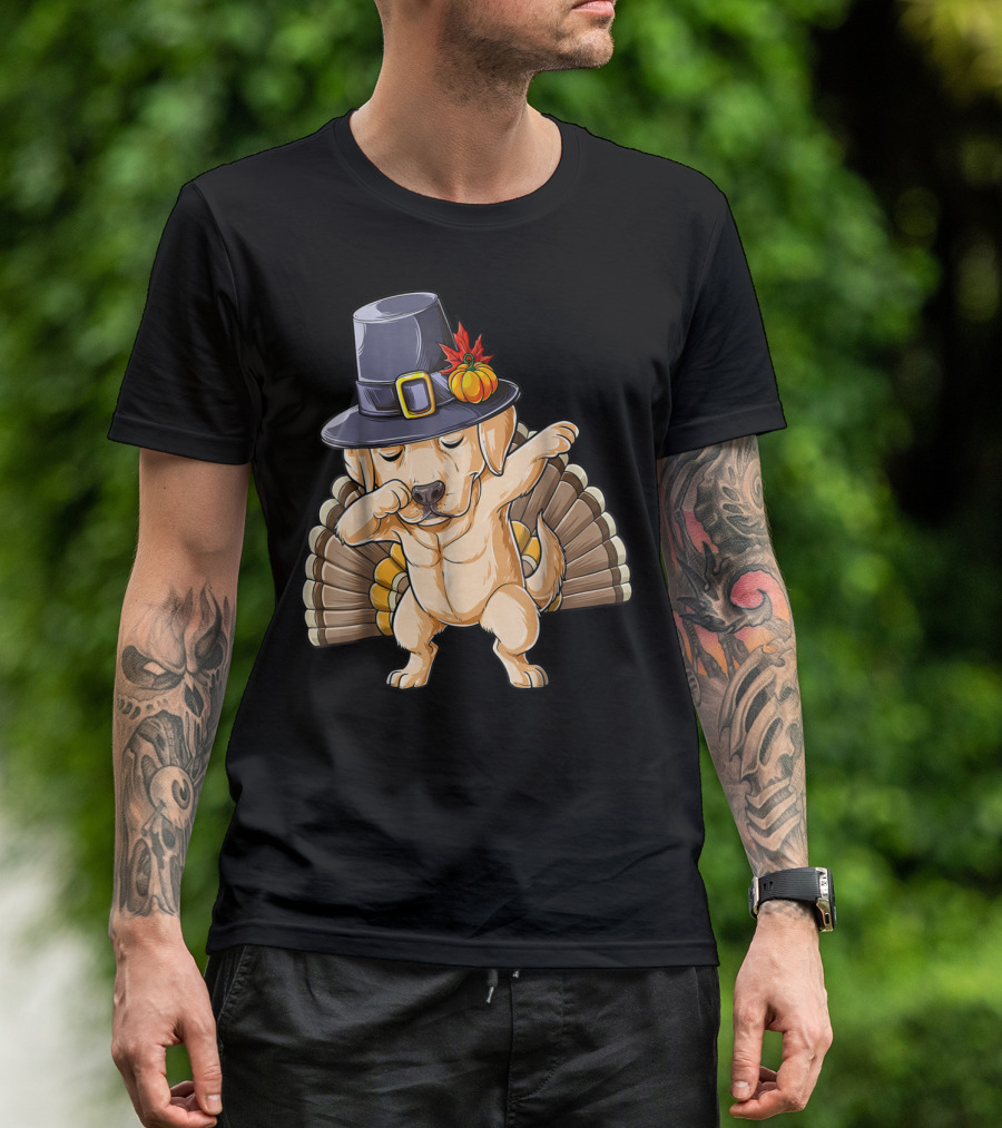 Thanksgiving Labrador Dabbing In Pilgrim Hat With Turkey Feathers T-Shirt