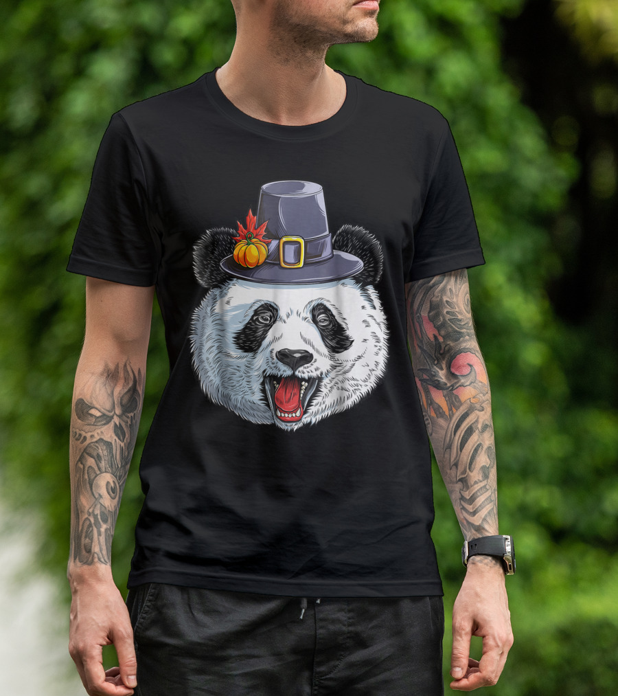 Thanksgiving Panda In Pilgrim Hat With Pumpkin And Leaves T-Shirt