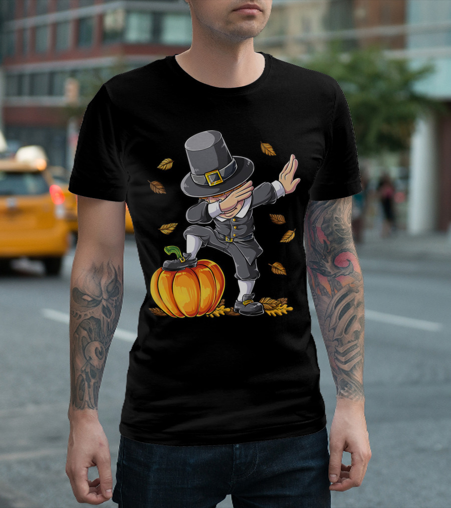 Thanksgiving Dabbing Pilgrim Boy Pumpkin Autumn Leaves T-Shirt