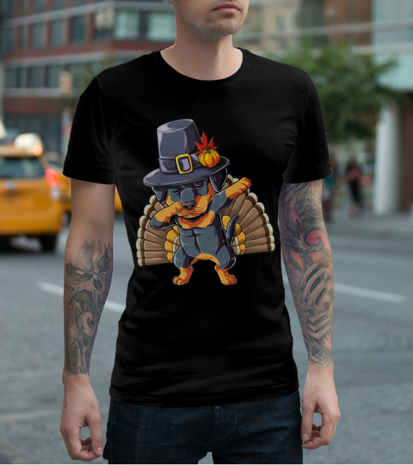 Thanksgiving Dabbing Rottweiler In Pilgrim Hat With Turkey Feathers T-Shirt