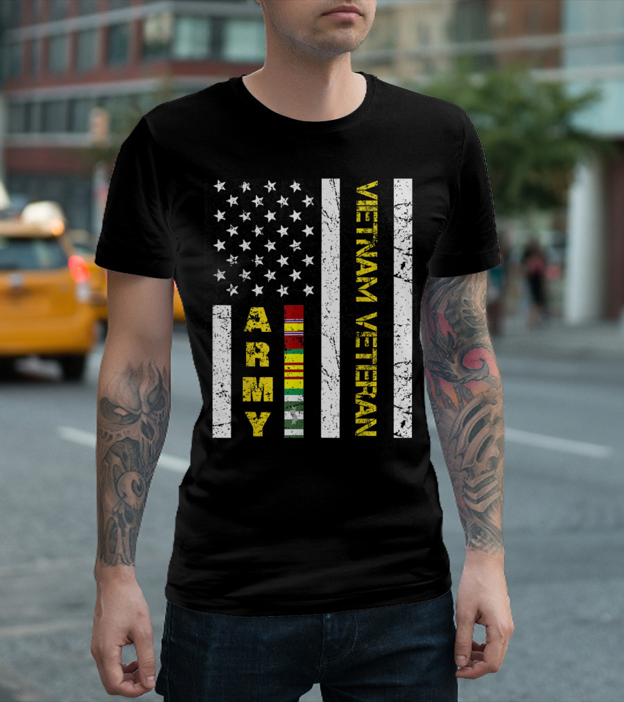 Mens Vietnam Veteran US Army Flag with Service T-Shirt