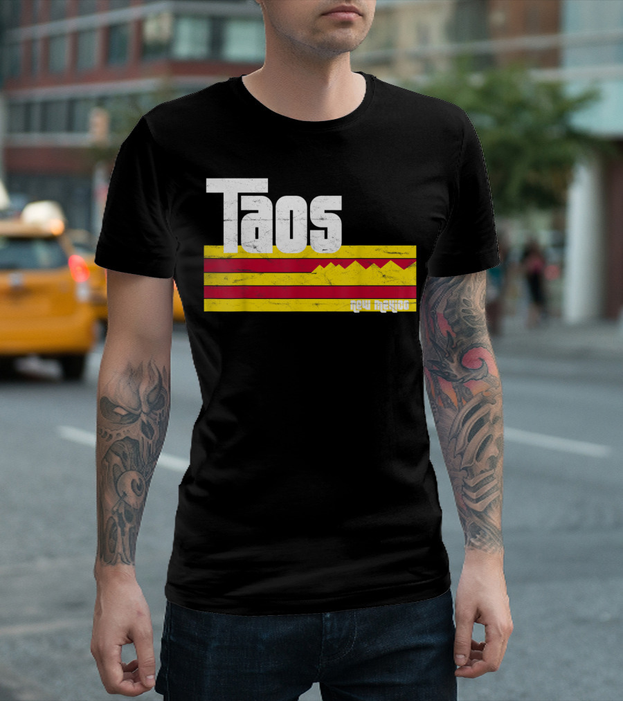 Taos New Mexico Vintage Mountain Stripes Skiing Hiking T-Shirt
