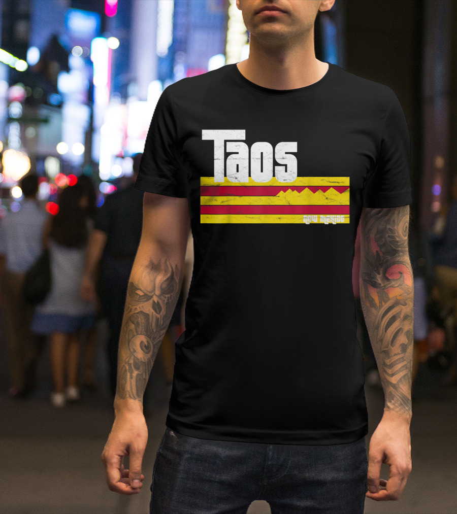 Taos New Mexico Vintage Mountain Stripes Skiing Hiking T-Shirt