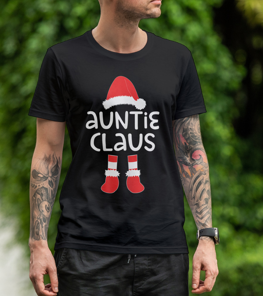 Santa Hat And Boots Auntie Claus Christmas T-Shirt