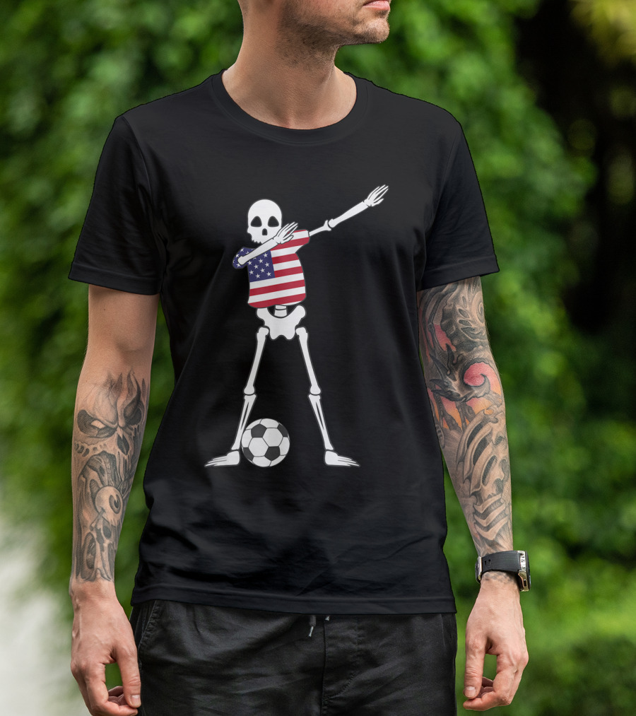 Dabbing Skeleton USA Soccer American Flag Dab Dance Football T-Shirt
