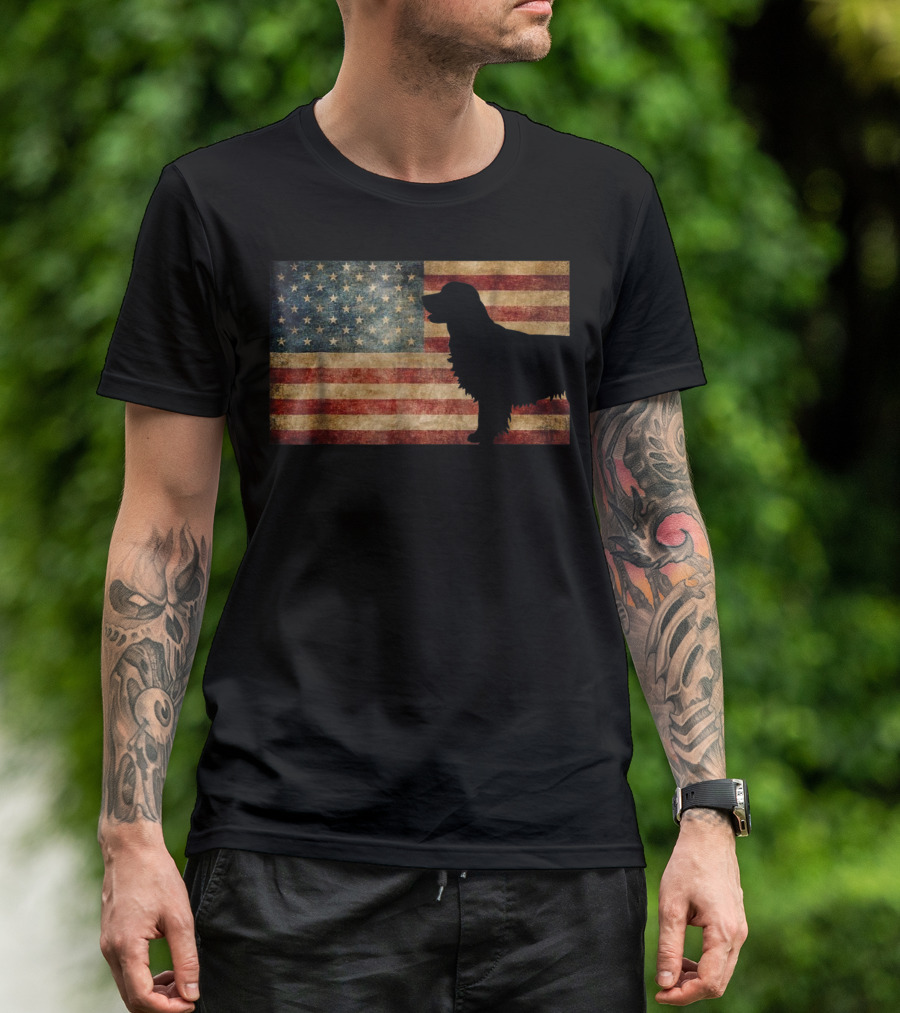 Golden Retriever Silhouette With Vintage American Flag T-Shirt