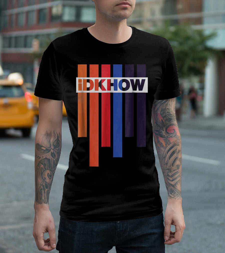 Barras de Color iDKHOW Letras con Fondo Negro y Blanco T-Shirt