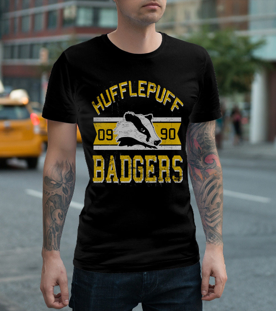 HUFFLEPUFF BADGERS 09 90 T-Shirt