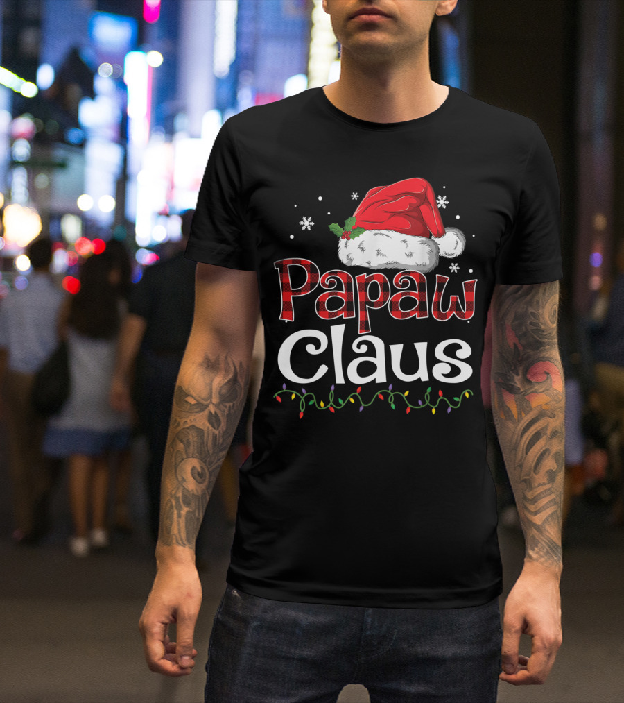 Papaw Claus Christmas Santa Hat Snowflakes Lights T-Shirt