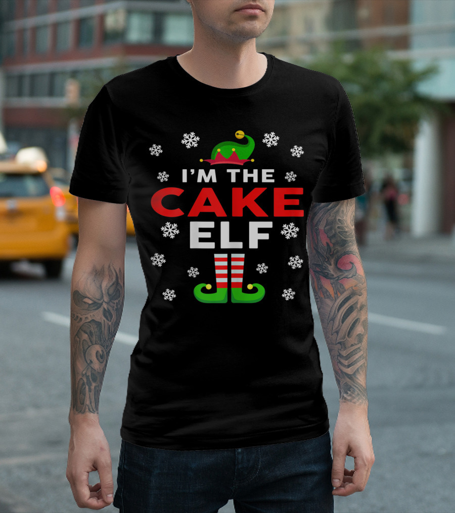 I'm The Cake Elf Snowflakes Festive Green Striped Hat and Shoes T-Shirt