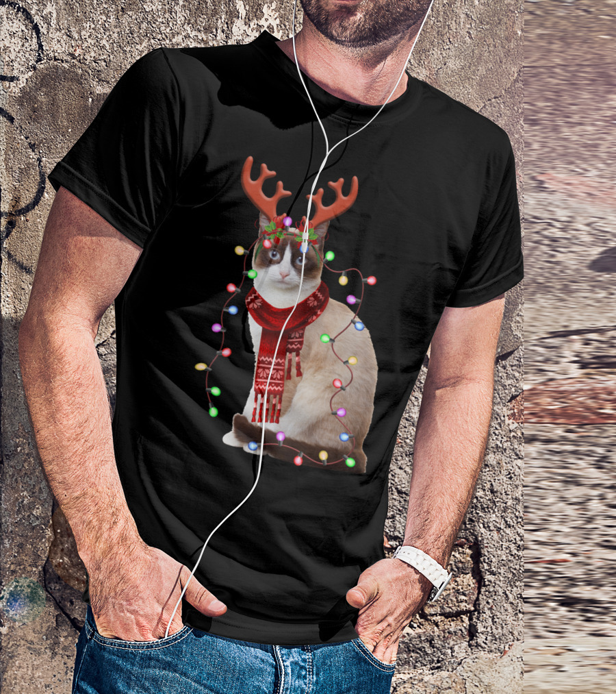 Santa Siamese Cat Reindeer Antlers Wrapped In Christmas Lights T-Shirt