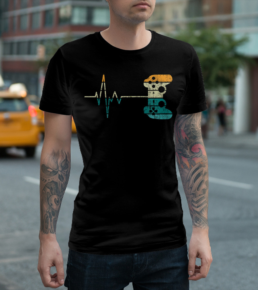 Retro Game Controller Heartbeat Video Game Lover T-Shirt