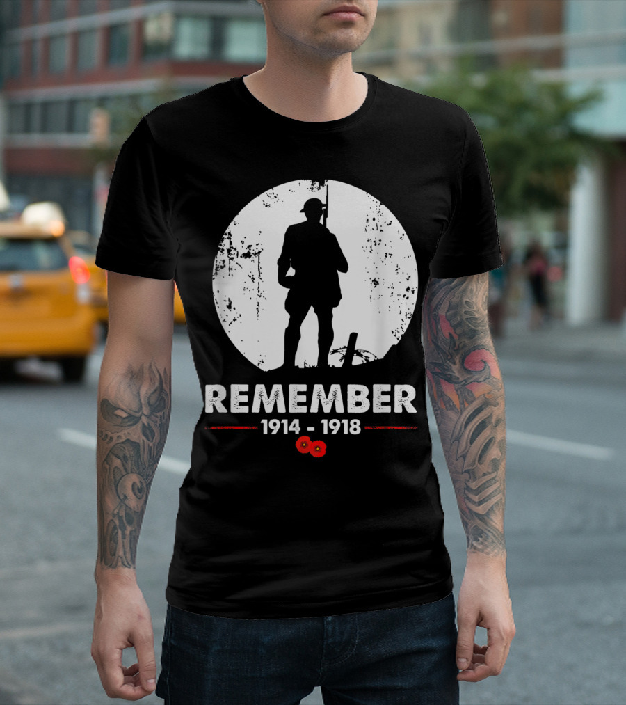 World War 1 Remember 1914-1918 Soldier Silhouette With Poppies T-Shirt