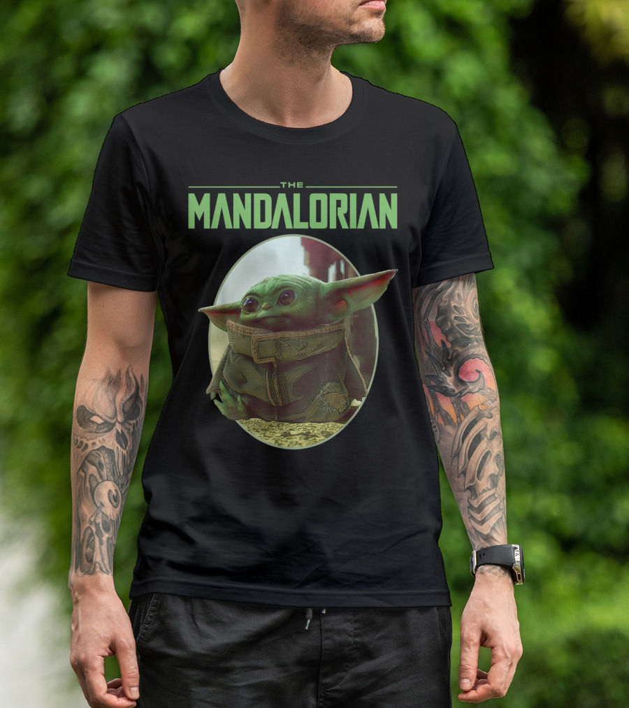 The Mandalorian The Child Star Wars Circle T-Shirt
