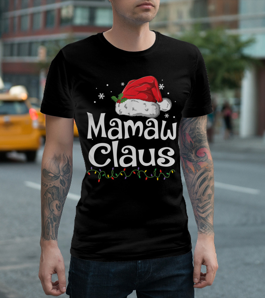 Mamaw Claus Santa Christmas Lights Snowflakes T-Shirt